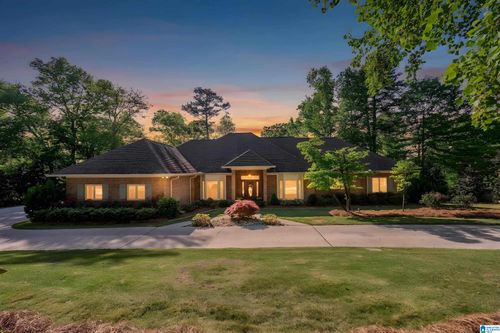 2556 Dolly Ridge Rd, Vestavia, AL, 35243-4614 | Card Image
