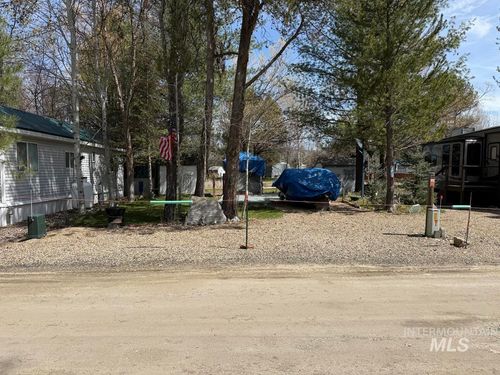 7 H St, Cascade, ID, 83611 | Card Image