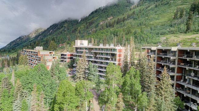 201202 - 9202 E Lodge Dr, Condo with 1 bedrooms, 2 bathrooms and 1 parking in Snowbird UT | Image 49