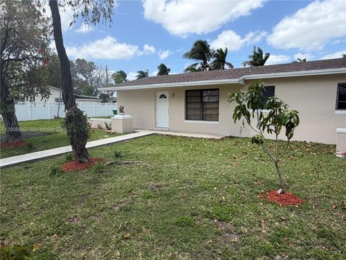 10375 Sw 152nd Ter, Miami, FL, 33157-1469 | Card Image