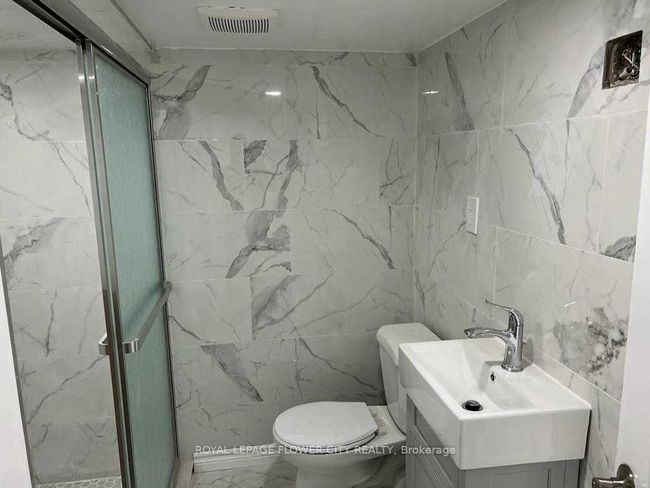 1122 Louis Ave, House other with 3 bedrooms, 3 bathrooms and 4 parking in Windsor ON | Image 22