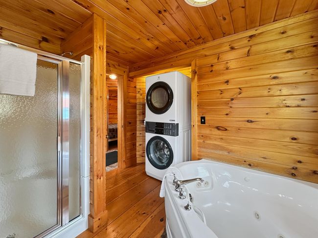 521 Beach Rd, House other with 2 bedrooms, 2 bathrooms and null parking in Pittsburg NH | Image 25