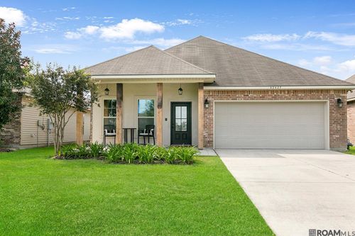 42427 Harborstone Ave, Prairieville, LA, 70769-6391 | Card Image