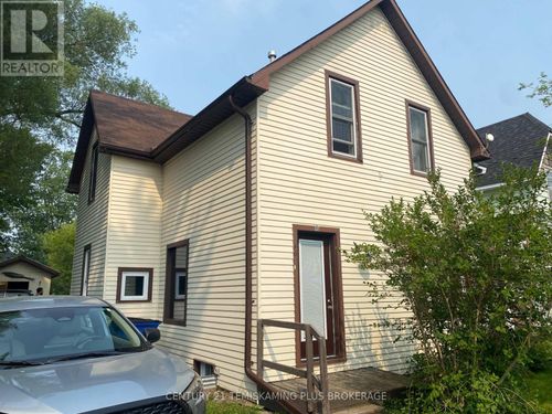 46 Paget St N, New Liskeard, ON, P0J1P0 | Card Image