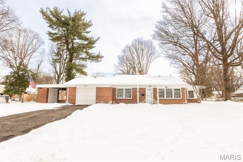 4 Alhambra Ct, Swansea, IL, 62226-1650 | Card Image