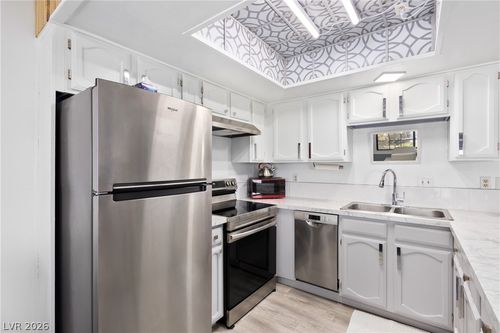 unit-124-4291 Sanderling Cir, Las Vegas, NV, 89103-6354 | Card Image