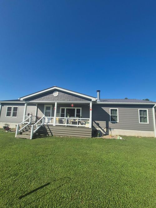 524 Clear Creek Ln, Monterey, TN, 38574-5074 | Card Image