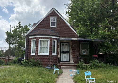 19345 Charest St, Detroit, MI, 48234-1645 | Card Image