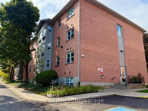 28-60 Hiawatha Rd, Woodstock, ON, N4T1P3 | Card Image