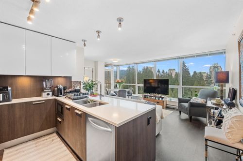 1102-3007 Glen Drive, Coquitlam, BC, V3B0L8 | Card Image