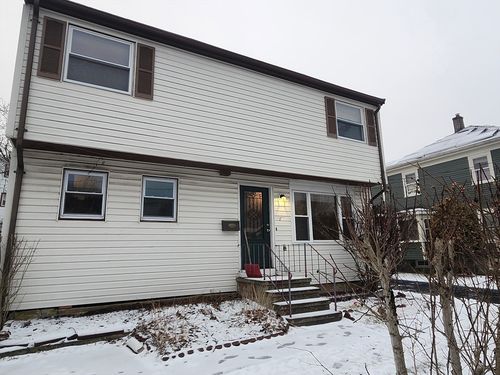 16 Olive St, Brockton, MA, 02301-2621 | Card Image