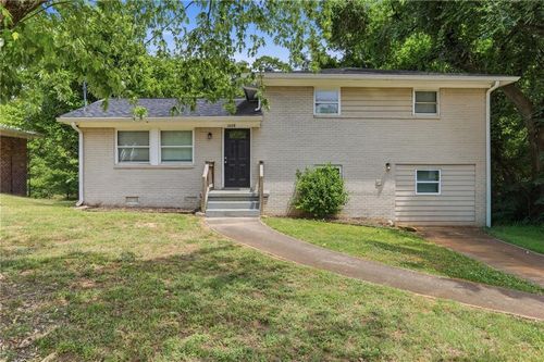 1608 W Austin Rd, Decatur, GA, 30032-3845 | Card Image