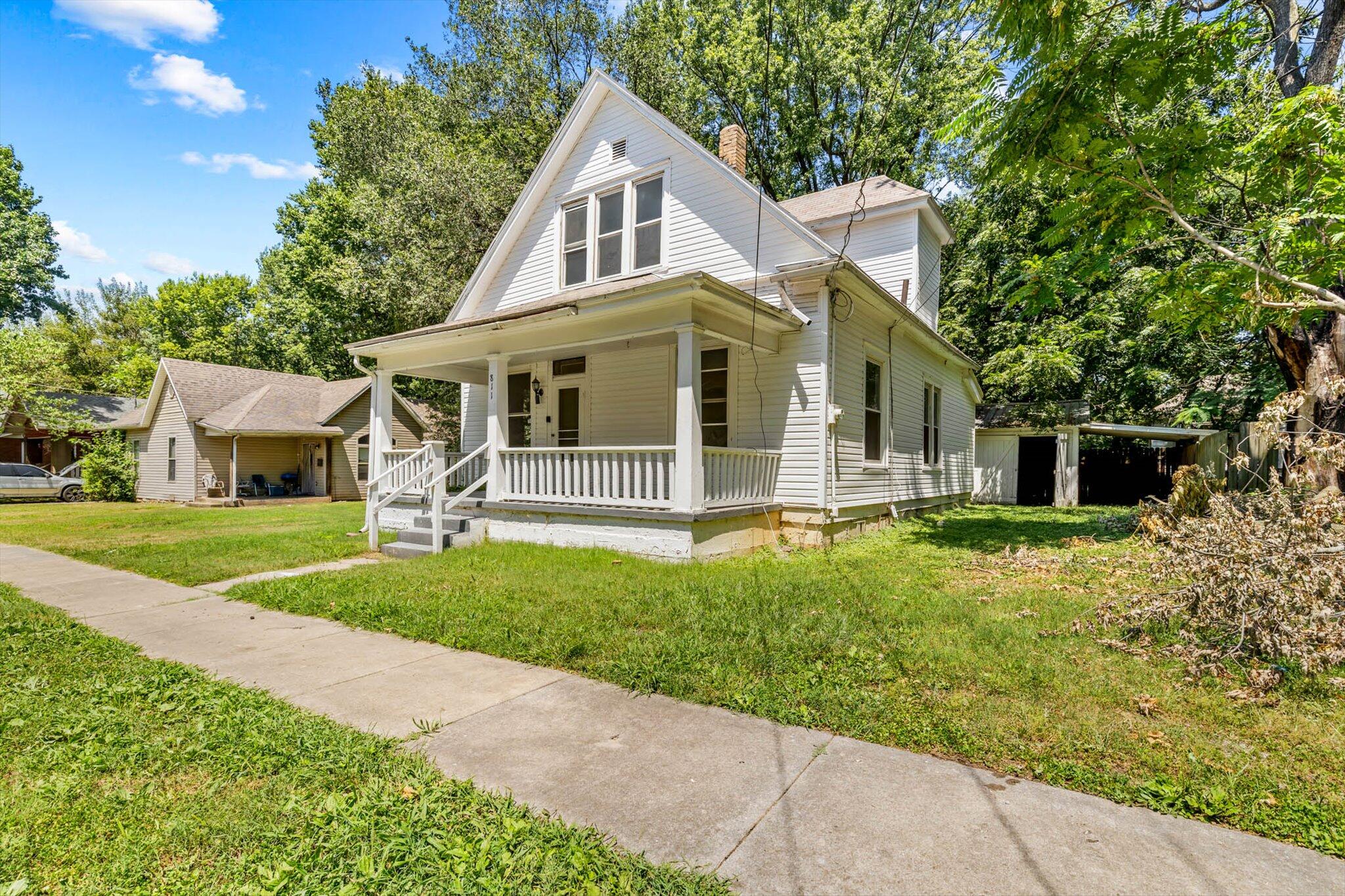 Monroe Ter, Springfield, MO 65806
