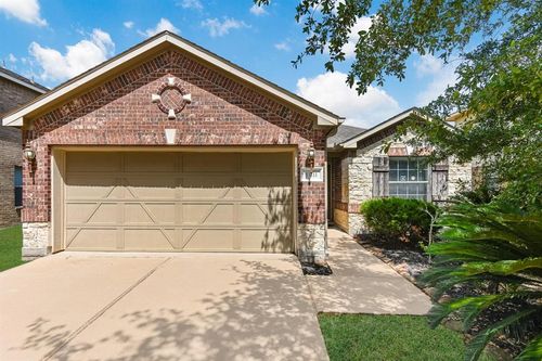 13111 Trail Manor Dr, Pearland, TX, 77584-3826 | Card Image