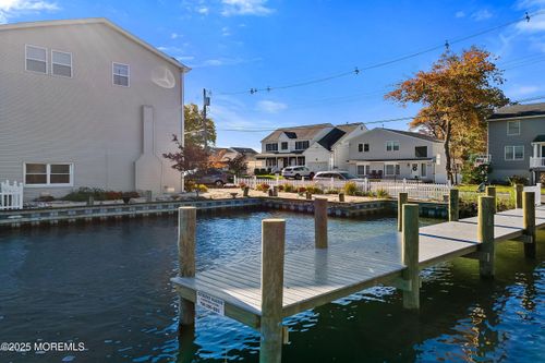 1850 Shore Blvd, Point Pleasant Boro, NJ, 08742-5259 | Card Image