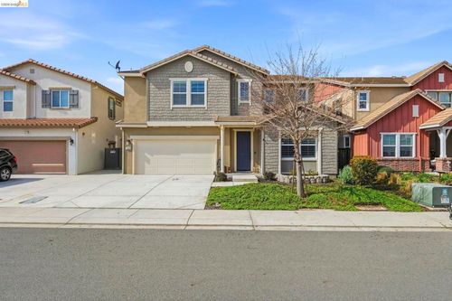 369 369 Parkfield Way, Oakley, CA, 94561 | Card Image