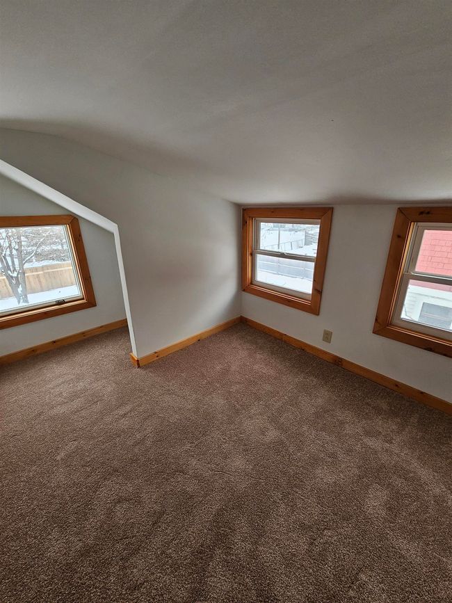 109 Charles St, House other with 3 bedrooms, 2 bathrooms and null parking in Bennington VT | Image 21
