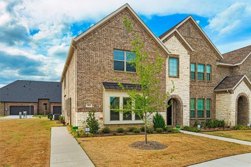 7053 Cedar Creek Dr, Grand Prairie, TX, 75054-4072 | Card Image