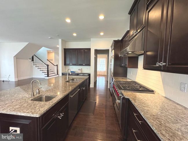 24814 Barrington Grove Ct, House other with 5 bedrooms, 5 bathrooms and null parking in Aldie VA | Image 56