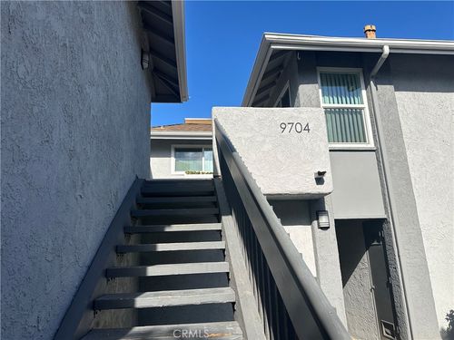 9704 Bickley Dr, Huntington Beach, CA, 92646-4147 | Card Image