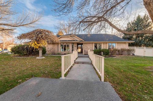 1840 Candleridge Dr, Twin Falls, ID, 83301-8302 | Card Image