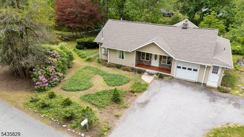 13 Island Trl, Hewitt, NJ, 07421-2502 | Card Image