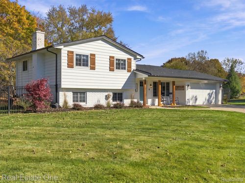 7134 Buttercup Ln, Clarkston, MI, 48346-1406 | Card Image