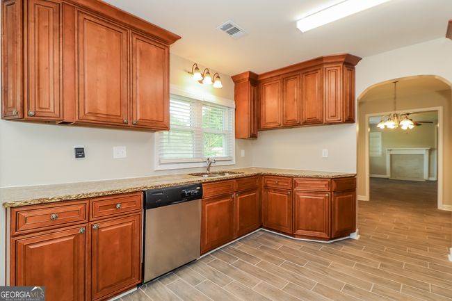 1927 Addison Rd Ne, House other with 3 bedrooms, 2 bathrooms and null parking in Marietta GA | Image 6