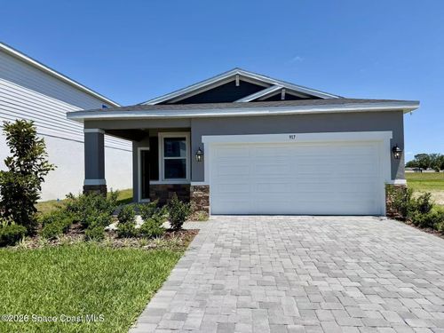 917 Castleford Ave Ne, Palm Bay, FL, 32905-4383 | Card Image