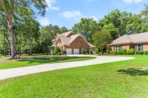 110 Governors Creek Dr, Orangeburg, SC, 29118-9052 | Card Image
