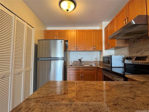 401-2474 Kapiolani Boulevard, Honolulu, HI, 96826 | Card Image