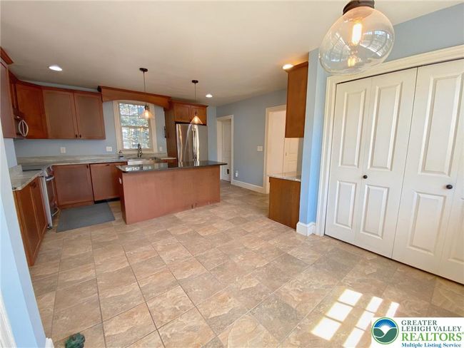 1111 Easton Rd, House other with 3 bedrooms, 2 bathrooms and null parking in Riegelsville PA | Image 8