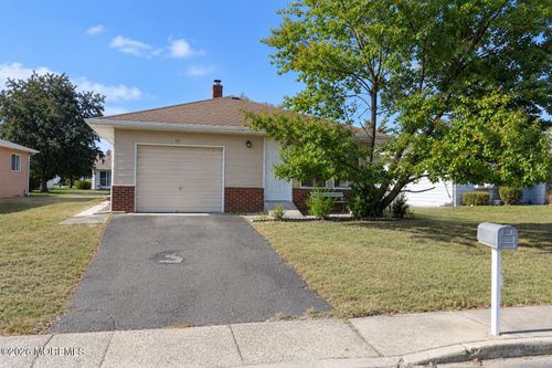 17 Spanish Wells St, Toms River, NJ, 08757-3716 | Card Image