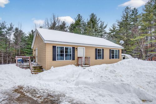 9 Hemlock Drive, Standish, ME, 04085 | Card Image