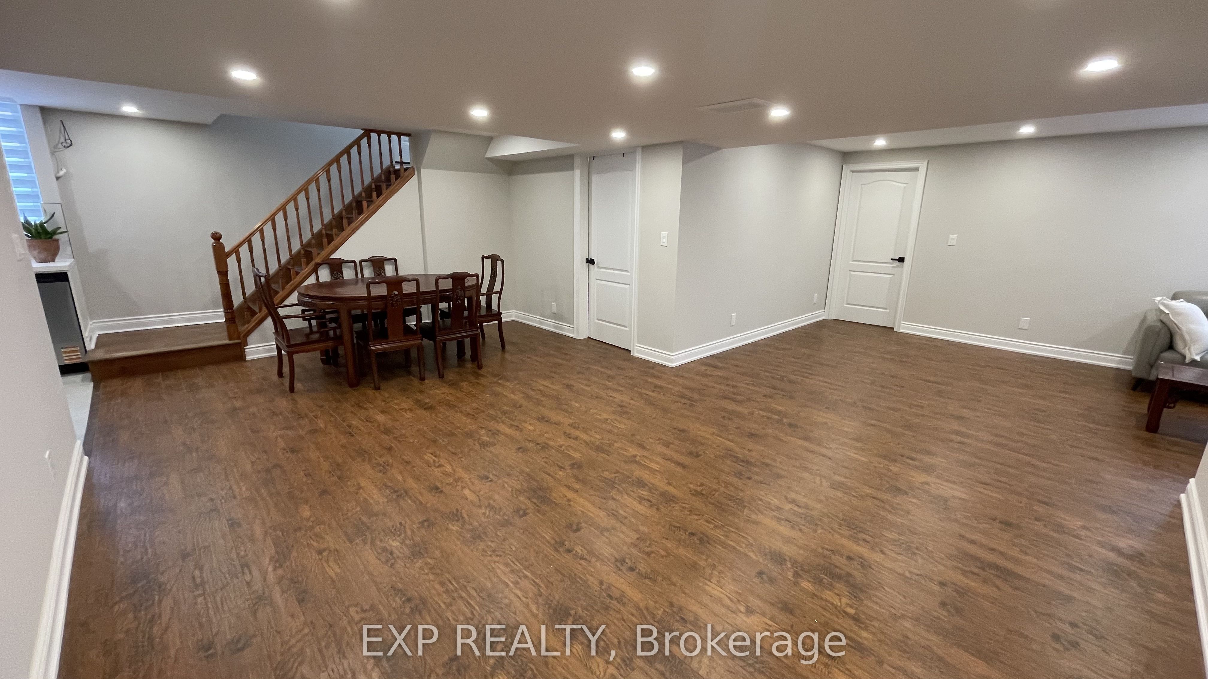 Residential Lease in Aurora 4
