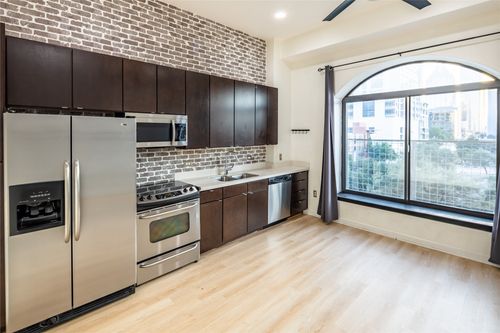 404-507 Sabine St, Austin, TX, 78701-4178 | Card Image