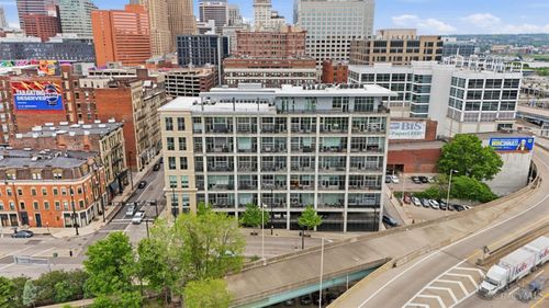 353 W 4th St, Cincinnati, OH, 45202-2719 | Card Image