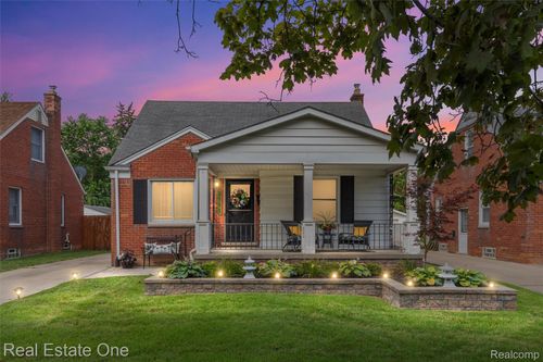 3111 N Blair Ave, Royal Oak, MI, 48073-3520 | Card Image