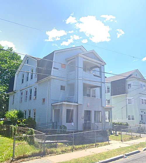 134 Magnolia St, Hartford, CT, 06112-2408 | Card Image