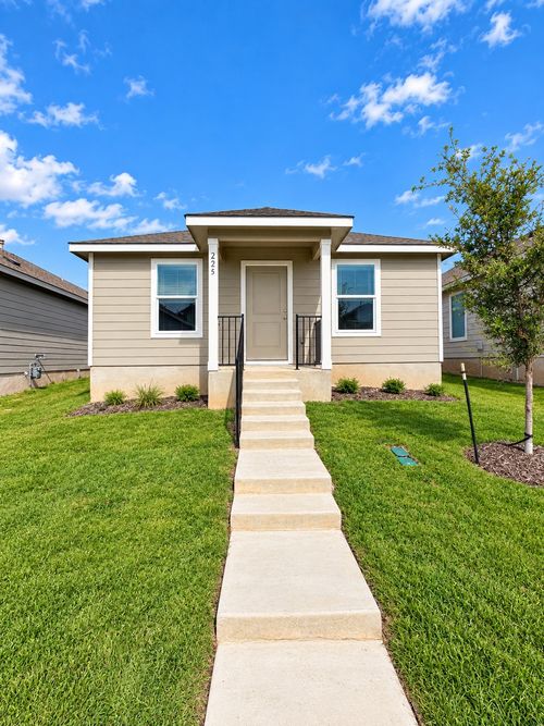 225 Trinity River Holw, San Marcos, TX, 78666-8698 | Card Image