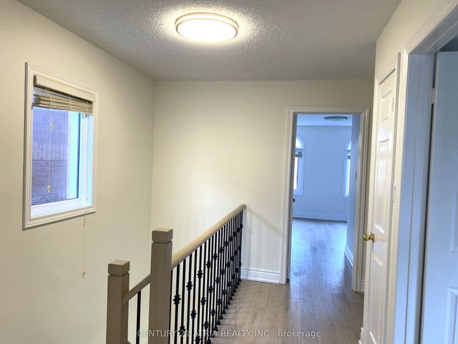 86 Greensboro Dr, House other with 5 bedrooms, 4 bathrooms and 3 parking in Markham ON | Image 15