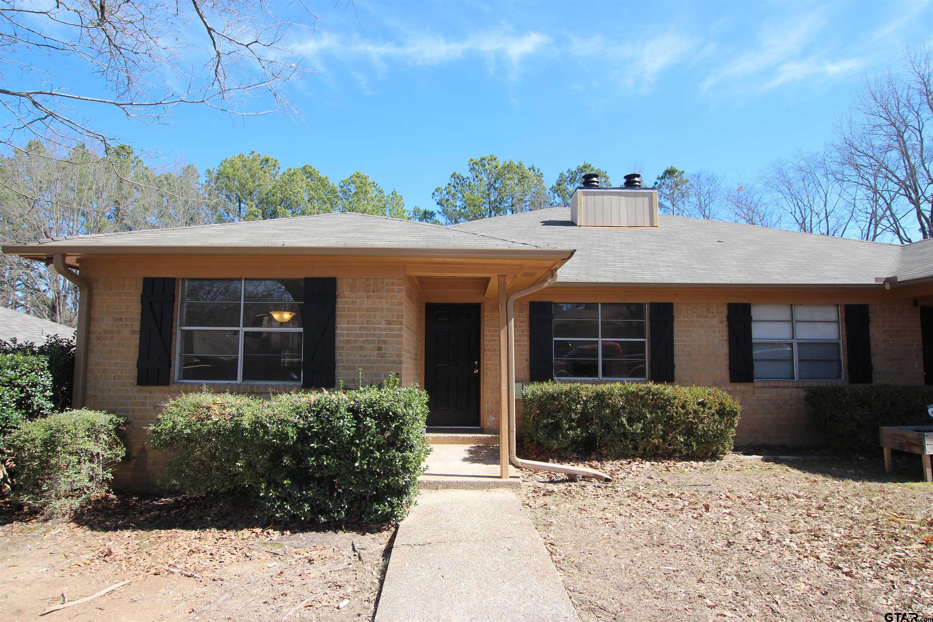 Edinburgh Dr, Tyler, TX 75703