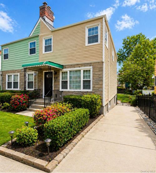 4081 Grace Ave, Bronx, NY, 10466-2209 | Card Image