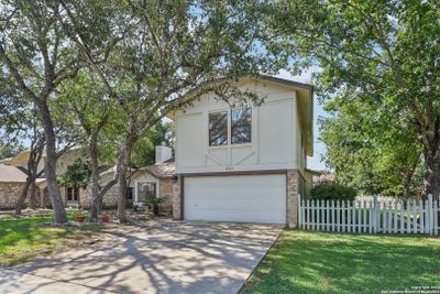 6054 Spring Time St, House other with 4 bedrooms, 2 bathrooms and null parking in San Antonio TX | Image 2