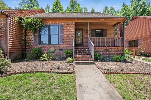 5214 Creek Wood Dr, Archdale, NC, 27263-8340 | Card Image