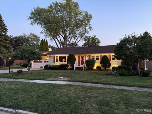 44 Coolidge Ave, Lockport, NY, 14094-6017 | Card Image