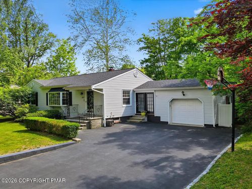 227 Tanite Road, Stroudsburg, PA, 18360 | Card Image