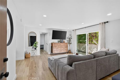 apt-204-14903 S Normandie Ave, Gardena, CA, 90247-2964 | Card Image