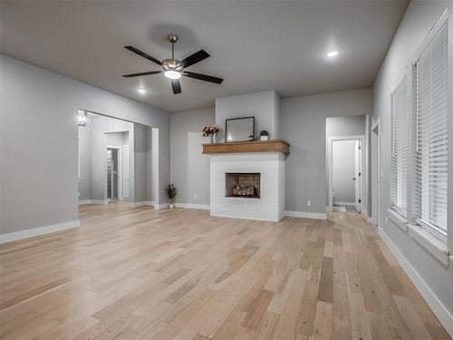 9209 Nw 84th Ter, Yukon, OK, 73099-9357 | Card Image