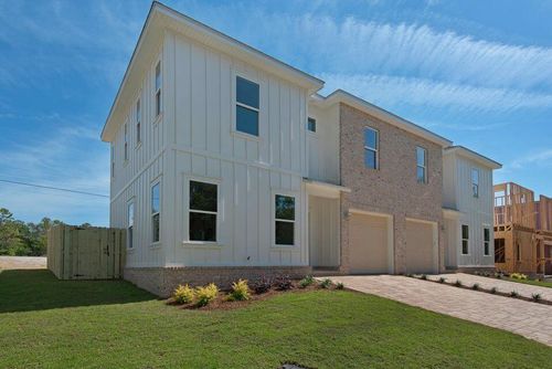 431 Adams Ave, Valparaiso, FL, 32580-1281 | Card Image
